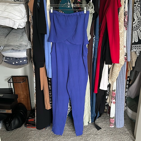 Blue Bebe jumpsuit, barely worn size 4 - Picture 1 of 4
